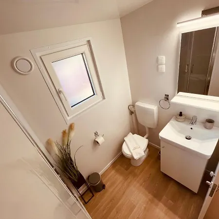 Pearl Of The Biograd Campsite