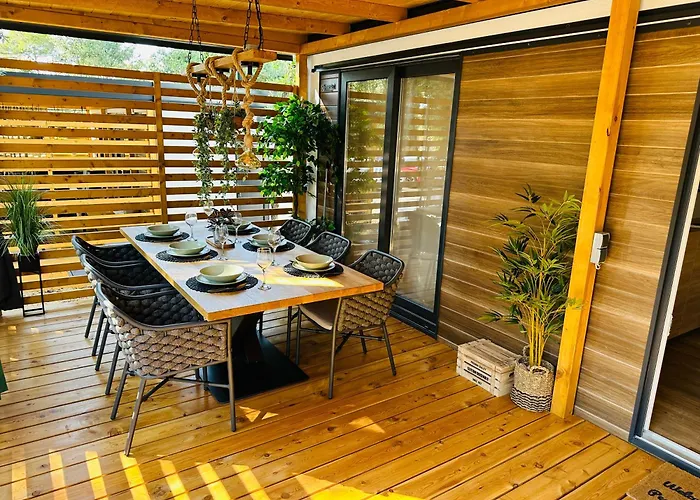 Pearl Of The Biograd Kamp